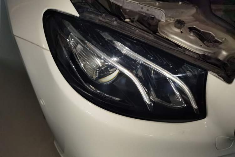 Used Mercedes-Benz E-Class 2019 E 200 Coupe Right Front Headlight