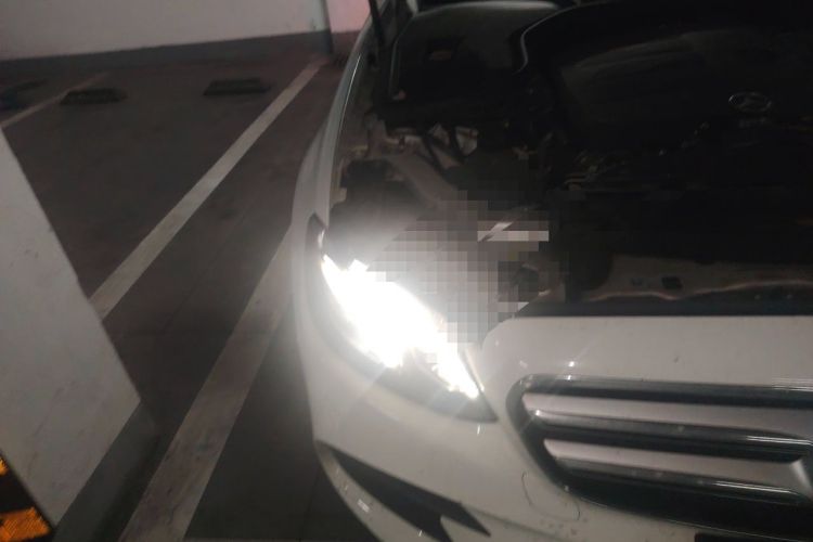 Used Mercedes-Benz E-Class 2019 E 260 L Sport 4MATIC Right Front Headlight