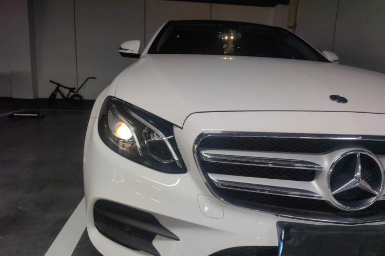 Used Mercedes-Benz E-Class 2019 E 200 L Sport 4MATIC Right Front Headlight