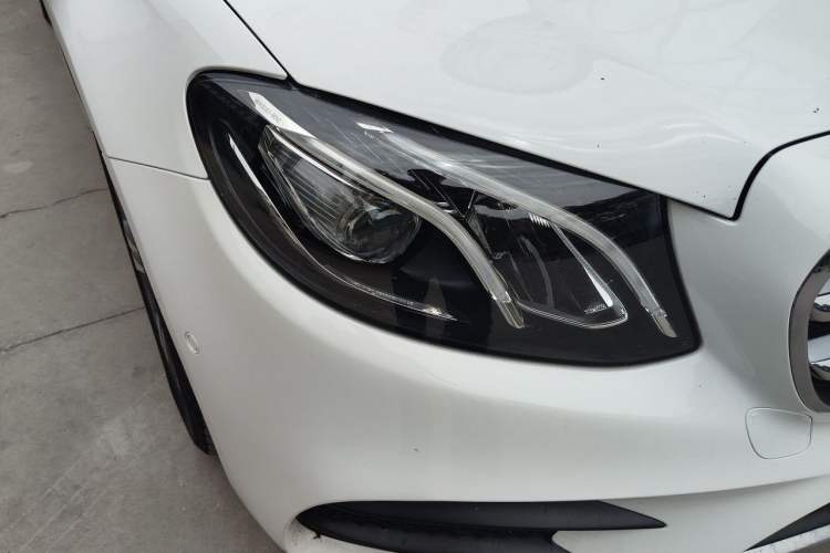 Used Mercedes-Benz E-Class 2019 E 260 L Sport Edition Right Front Headlight