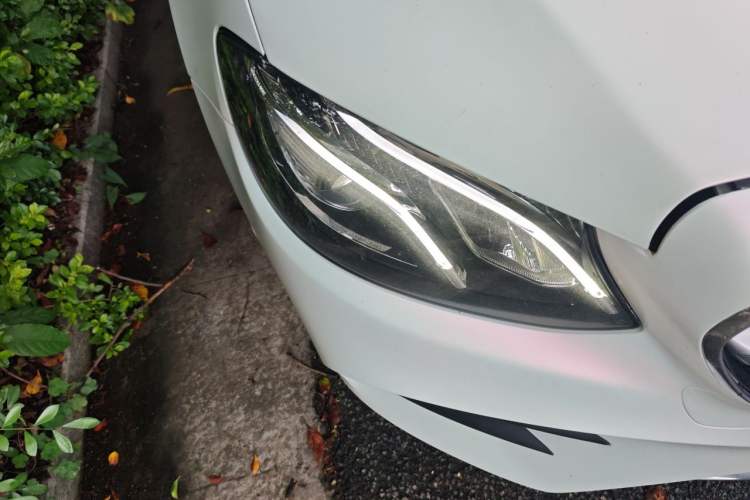 Used Mercedes-Benz E-Class 2019 E 200 Coupe Right Front Headlight