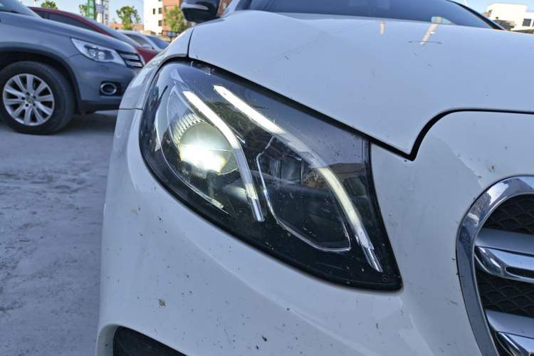 Used Mercedes-Benz E-Class 2019 Restyled E 300 L Sporty and Stylish Edition Right Front Headlight