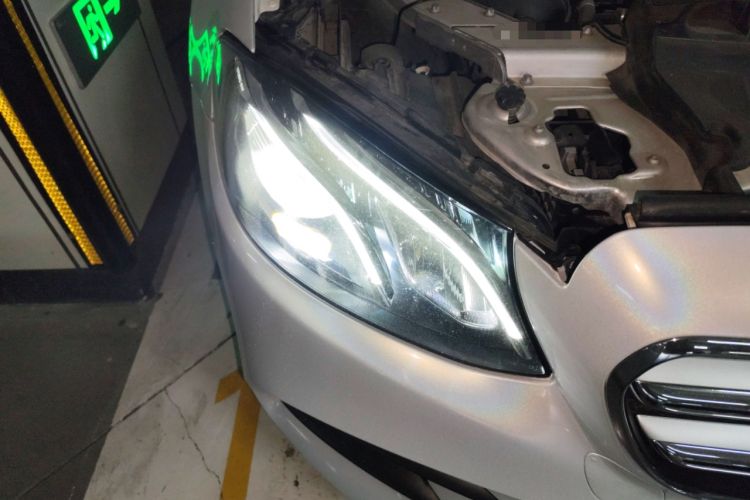 Used Mercedes-Benz E-Class 2019 Restyled E 300 L Sporty and Stylish Edition Right Front Headlight