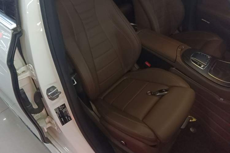 Used Mercedes-Benz E-Class 2019 E 200 L Sport Edition Right Front Seat