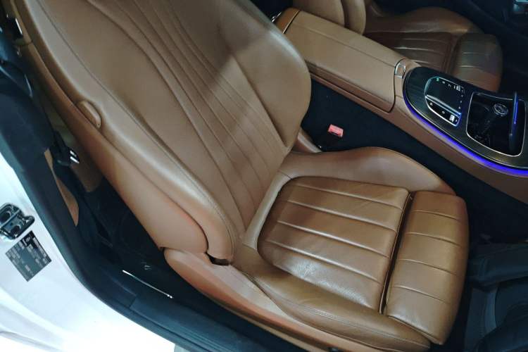 Used Mercedes-Benz E-Class 2019 E 200 Coupe Right Front Seat