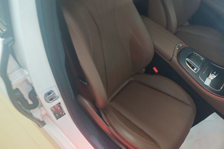 Used Mercedes-Benz E-Class 2019 E 260 Sport Edition Right Front Seat