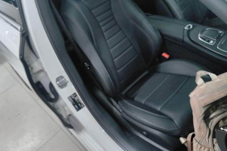 Used Mercedes-Benz E-Class 2019 Restyled E 300 L Sporty and Stylish Edition Right Front Seat