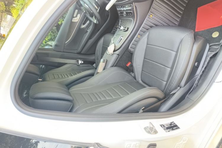 Used Mercedes-Benz E-Class 2019 Restyled E 300 L Sport Luxury Edition Right Front Seat