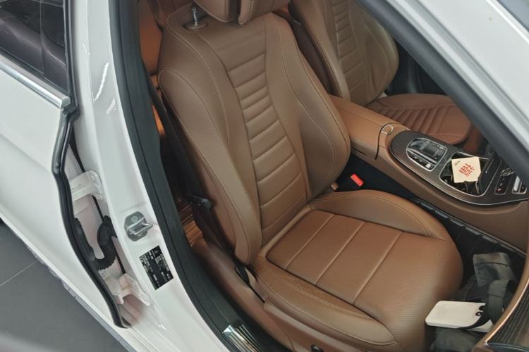Used Mercedes-Benz E-Class 2019 Restyled E 300 L Sport Luxury Edition Right Front Seat