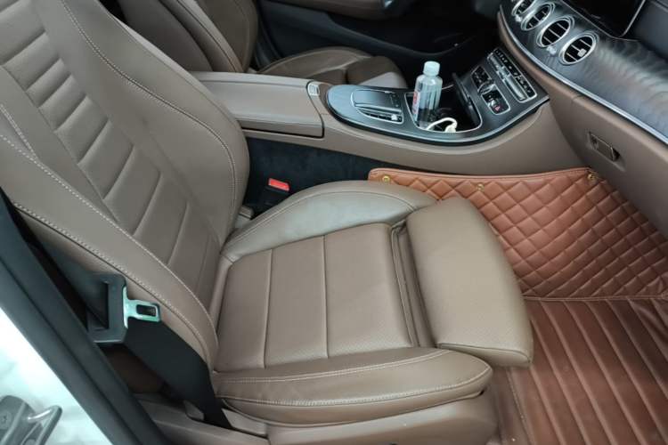 Used Mercedes-Benz E-Class 2019 E 200 L Sport 4MATIC Right Front Seat