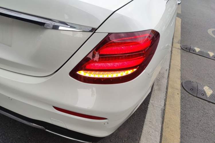 Used Mercedes-Benz E-Class 2019 E 260 L Sport Edition Right Rear Taillight