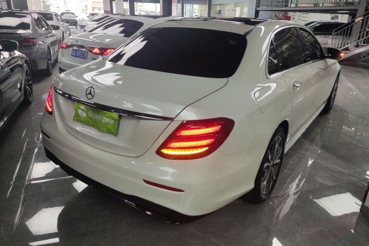 Used Mercedes-Benz E-Class 2019 Restyled E 300 L Sport Luxury Edition Right Rear Taillight