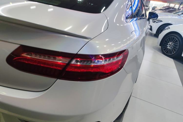 Used Mercedes-Benz E-Class 2019 E 200 Coupe Right Rear Taillight