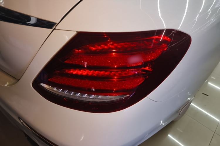 Used Mercedes-Benz E-Class 2019 E 260 L Sport Edition Right Rear Taillight