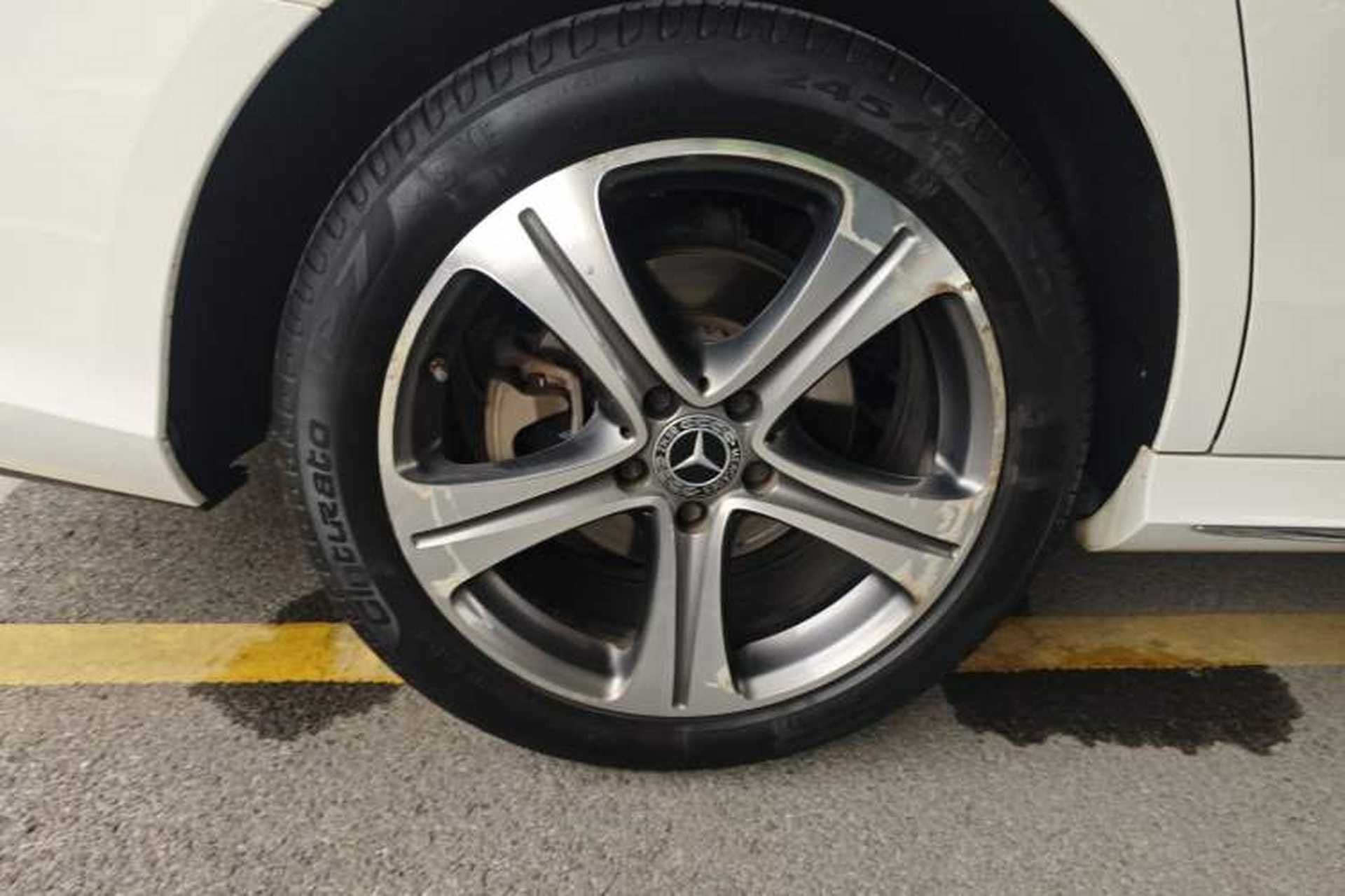 Used Mercedes-Benz E-Class 2019 E 200 L Sport Edition Right Rear Wheel Hub