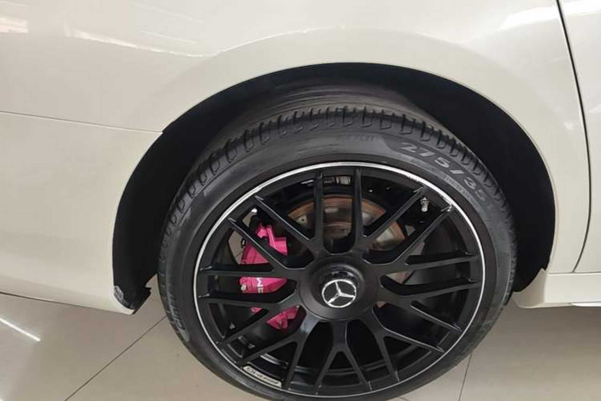 Used Mercedes-Benz E-Class 2019 Restyled E 300 L Sport Luxury Edition Right Rear Wheel Hub