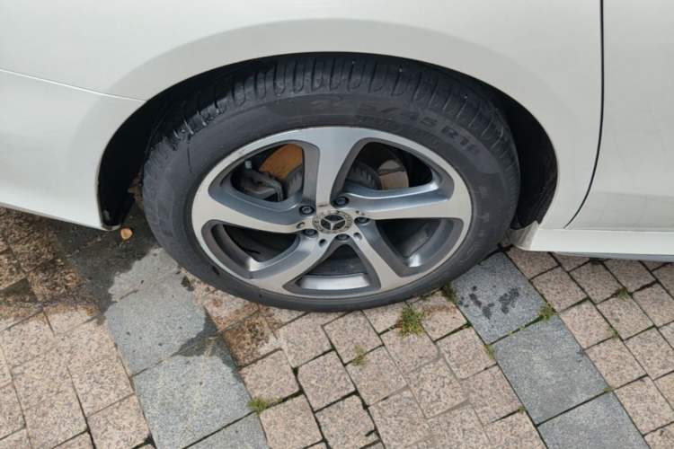 Used Mercedes-Benz E-Class 2019 Restyled E 300 L Sport Luxury Edition Right Rear Wheel Hub