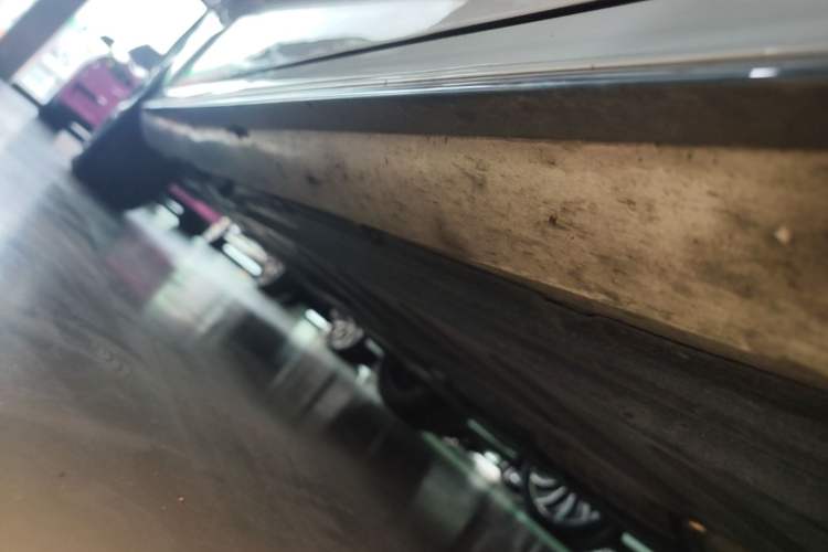 Used Mercedes-Benz E-Class 2019 E 260 L Sport 4MATIC Right Side Sill