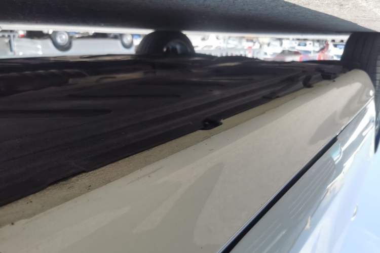 Used Mercedes-Benz E-Class 2019 E 260 L Right Side Sill