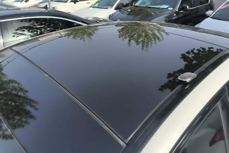 Used Mercedes-Benz E-Class 2019 E 260 Sport Edition Roof