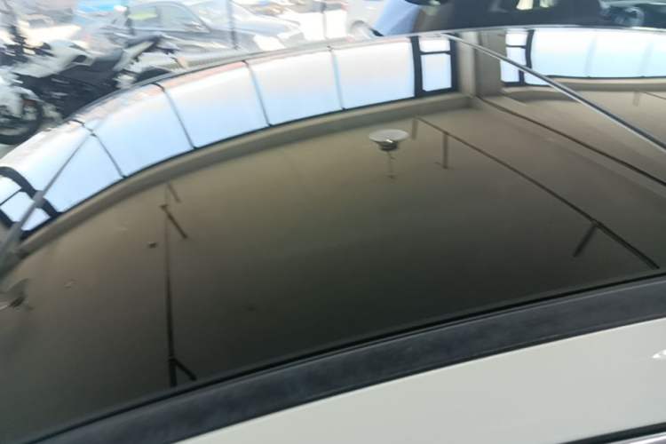 Used Mercedes-Benz E-Class 2019 Restyled E 300 L Sporty and Stylish Edition Roof