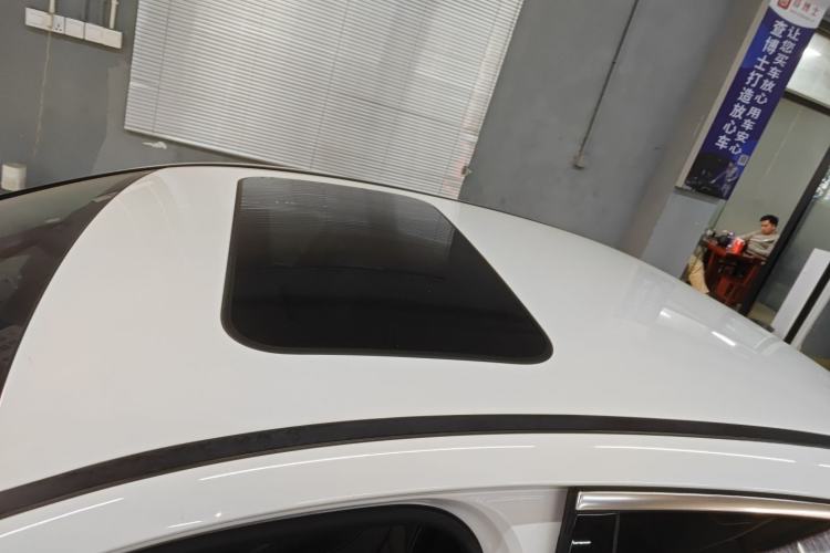 Used Mercedes-Benz E-Class 2019 E 200 L Sport Edition Roof