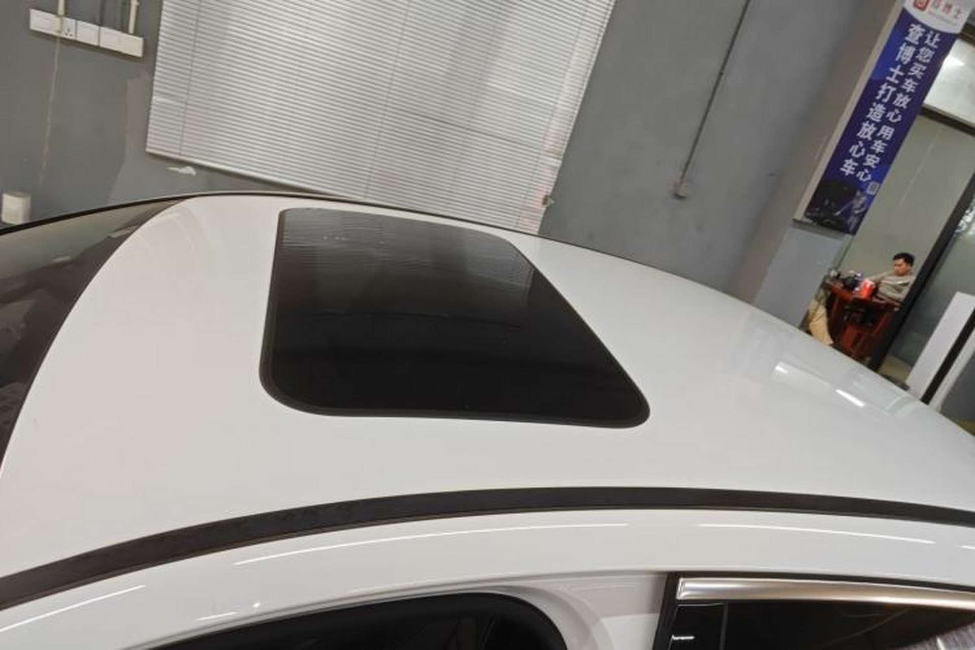 Used Mercedes-Benz E-Class 2019 E 200 L Sport Edition Roof