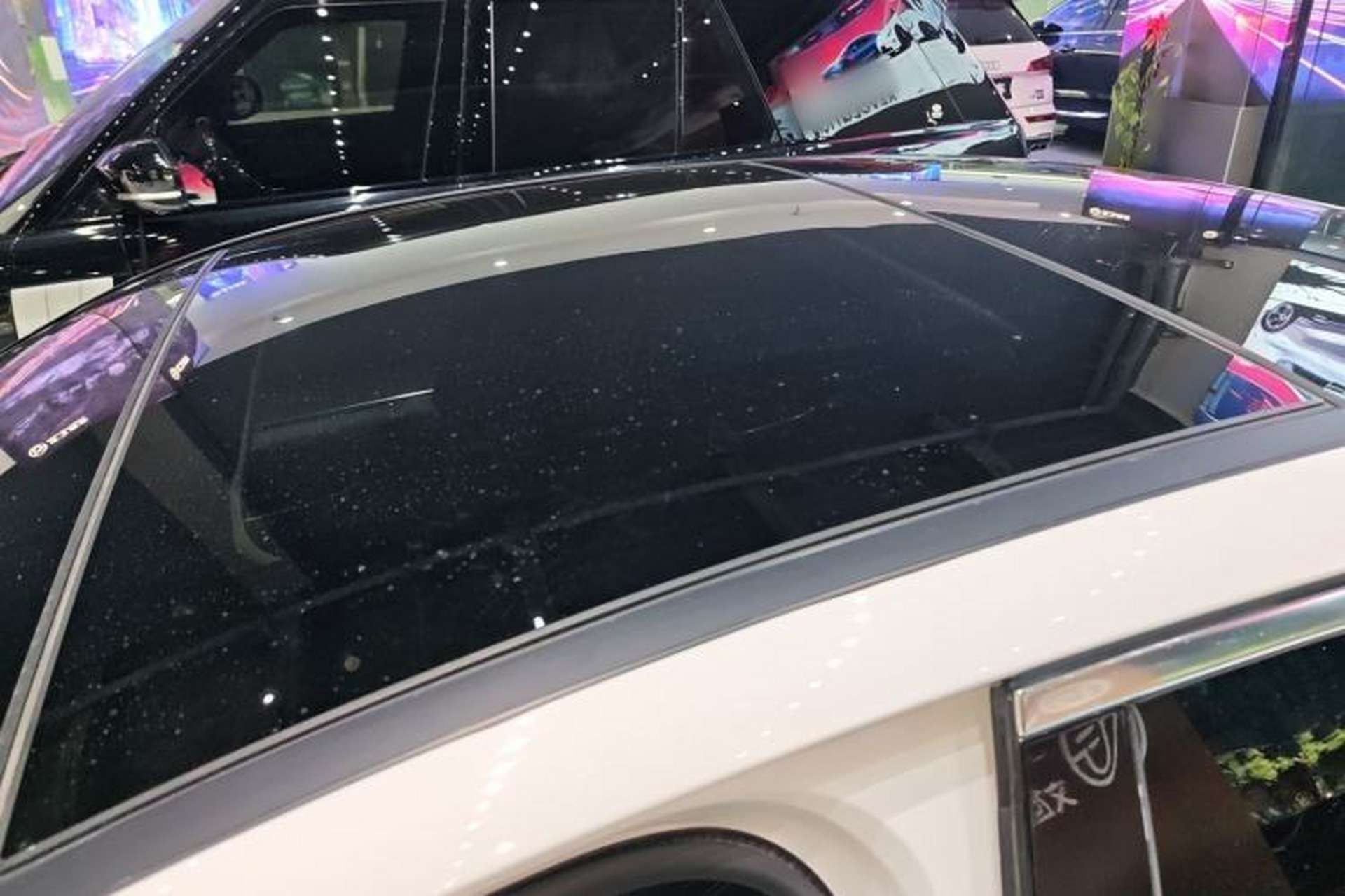 Used Mercedes-Benz E-Class 2019 Restyled E 300 L Sporty and Stylish Edition Roof