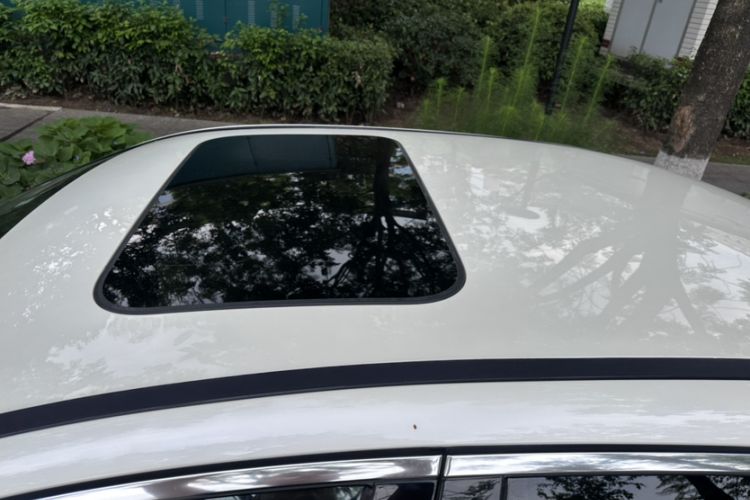 Used Mercedes-Benz E-Class 2019 E 260 L Sport Edition Roof