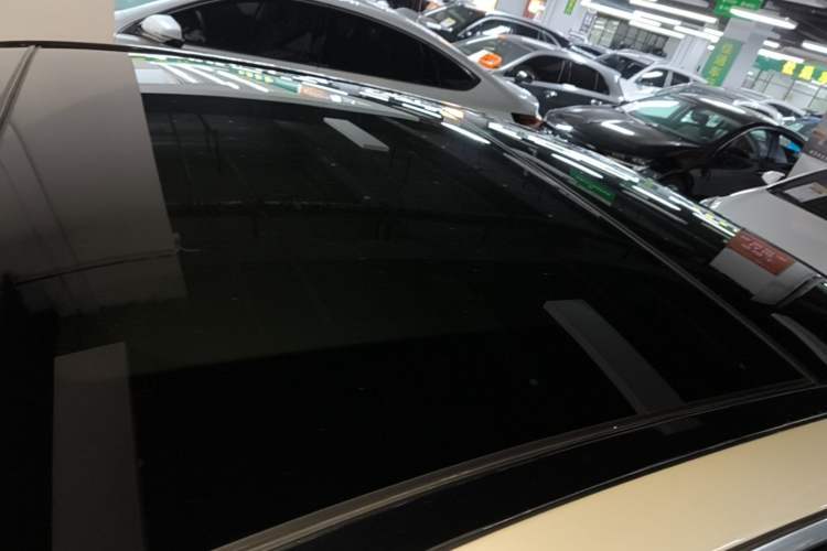 Used Mercedes-Benz E-Class 2019 E 300 L Sport Luxury Edition Roof