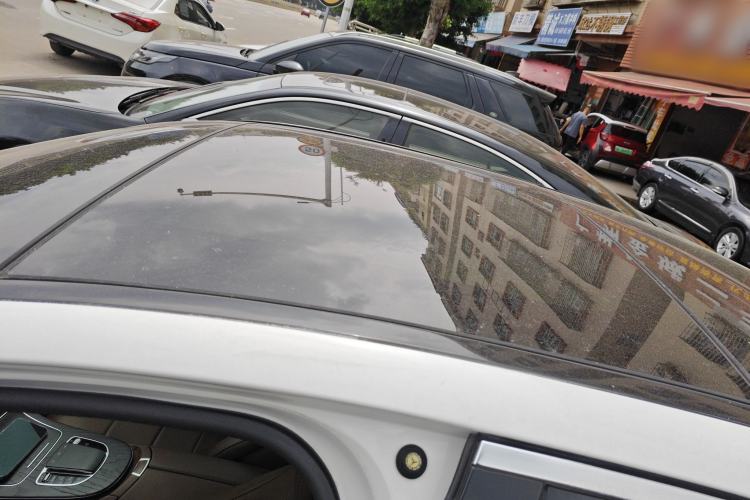Used Mercedes-Benz E-Class 2019 Restyled E 300 L Sporty and Stylish Edition Roof