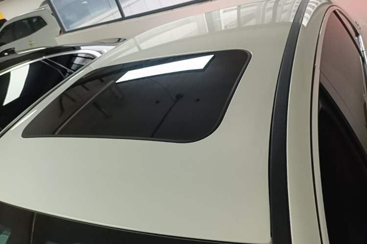 Used Mercedes-Benz E-Class 2019 E 260 L Sport Edition Roof