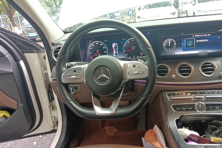 Used Mercedes-Benz E-Class 2019 E 200 L Sport Edition Steering Wheel