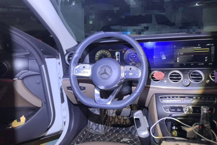 Used Mercedes-Benz E-Class 2019 E 300 L Sporty and Stylish Model Steering Wheel