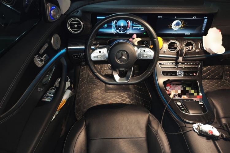 Used Mercedes-Benz E-Class 2019 E 300 L Sporty and Stylish Model Steering Wheel