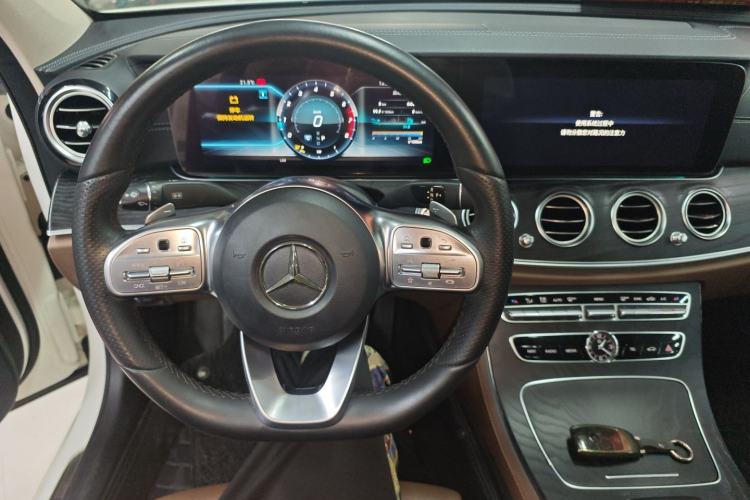 Used Mercedes-Benz E-Class 2019 E 200 L Sport Edition Steering Wheel