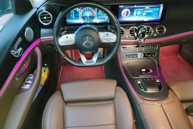 Used Mercedes-Benz E-Class 2019 E 260 L Sport 4MATIC Steering Wheel