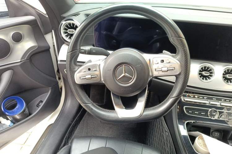 Used Mercedes-Benz E-Class 2019 E 200 Coupe Steering Wheel