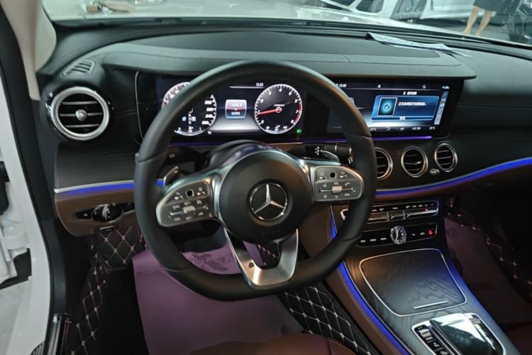 Used Mercedes-Benz E-Class 2019 Restyled E 300 L Sport Luxury Edition Steering Wheel