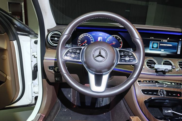 Used Mercedes-Benz E-Class 2019 E 260 L Steering Wheel