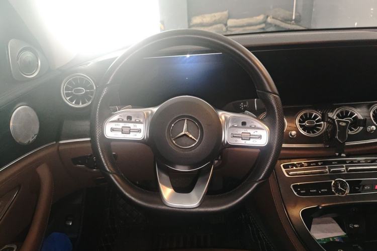 Used Mercedes-Benz E-Class 2019 E 260 L Sport Edition Steering Wheel