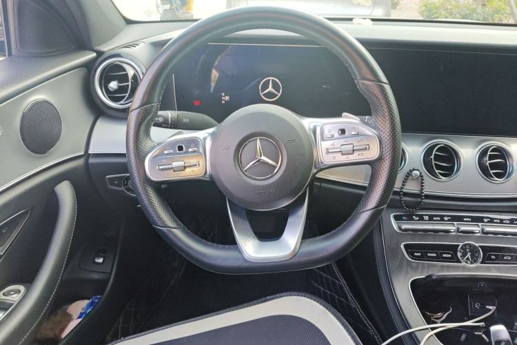 Used Mercedes-Benz E-Class 2019 E 260 Sport Edition Steering Wheel