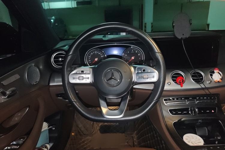 Used Mercedes-Benz E-Class 2019 E 200 Sport Edition Steering Wheel