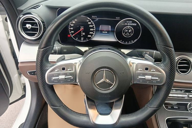 Used Mercedes-Benz E-Class 2019 E 260 Sport Edition Steering Wheel