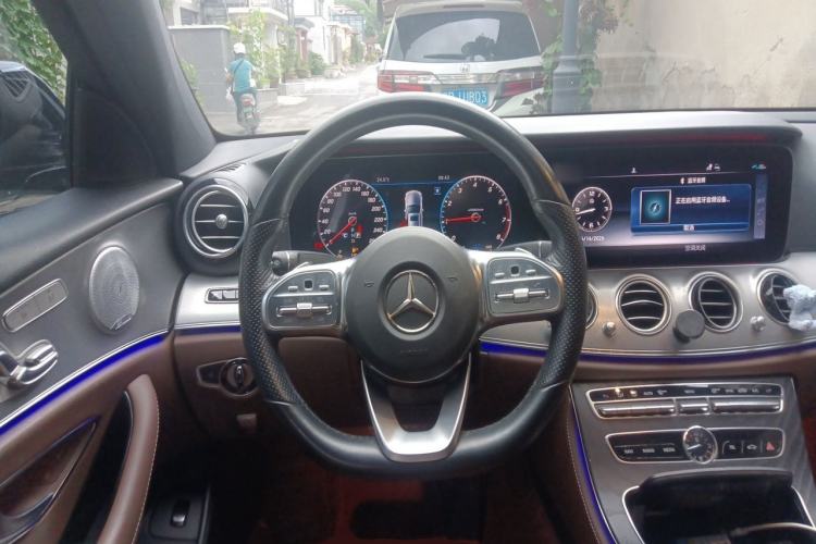 Used Mercedes-Benz E-Class 2019 Restyled E 300 Sport Edition Steering Wheel