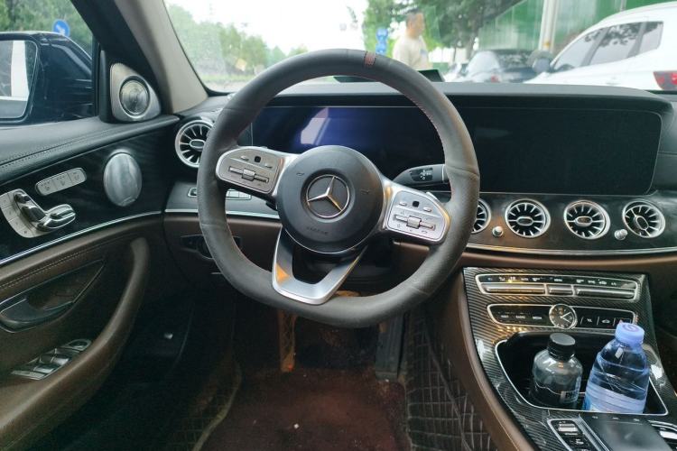 Used Mercedes-Benz E-Class 2019 E 300 L Sporty and Stylish Model Steering Wheel