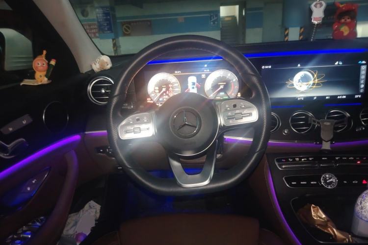 Used Mercedes-Benz E-Class 2019 E 260 L Sport 4MATIC Steering Wheel