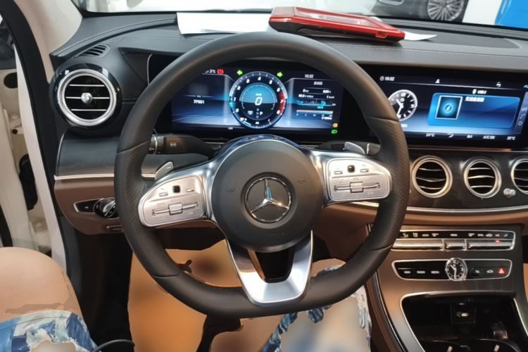 Used Mercedes-Benz E-Class 2019 E 200 L Sport Edition Steering Wheel