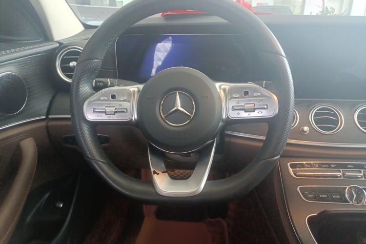 Used Mercedes-Benz E-Class 2019 E 260 L Sport Edition Steering Wheel