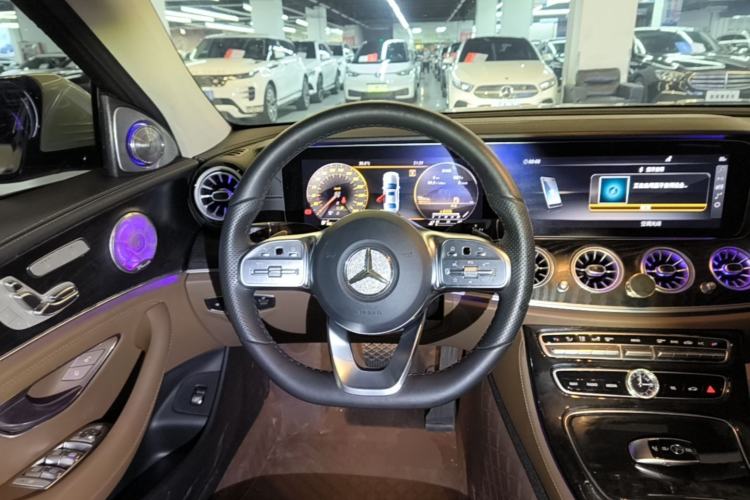 Used Mercedes-Benz E-Class 2019 E 300 L Sport Luxury Edition Steering Wheel
